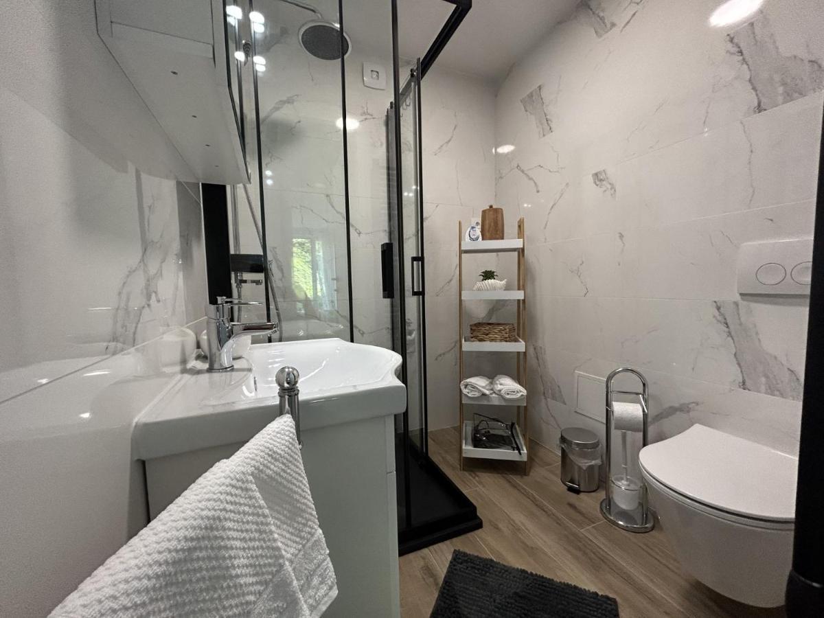 Apartment Toni Ловран Екстериор снимка